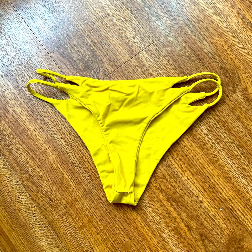 Yellow bikini cheeky bottom